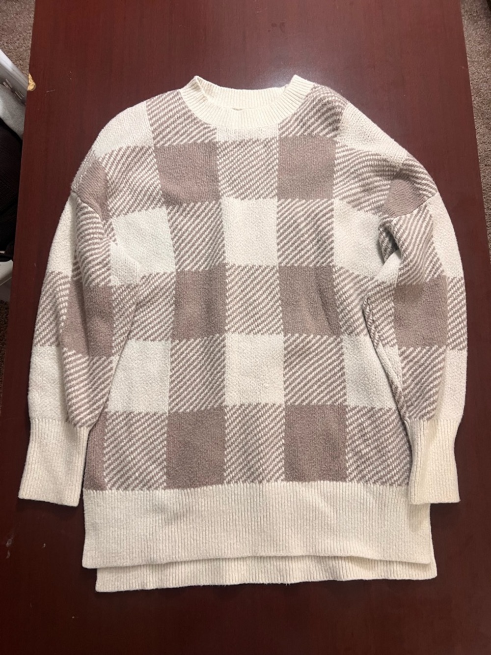 Abercrombie & Fitch Cream and Light Taupe Knit Pullover